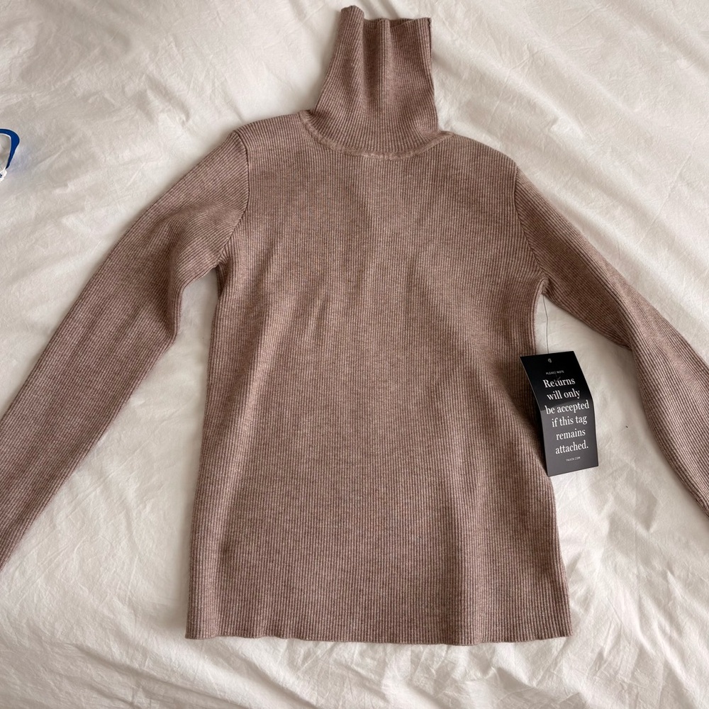 Tuckernuck Pomander Place Oat Andover Ribbed Turtleneck